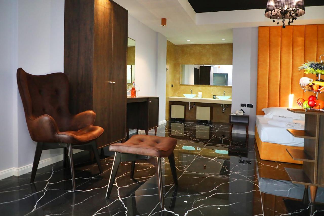 A&G Hotel ราดฮีมือ ภายนอก รูปภาพ
